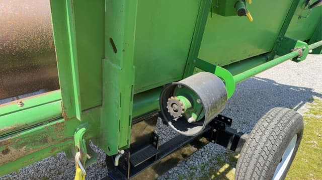 Image of John Deere 925 equipment image 4