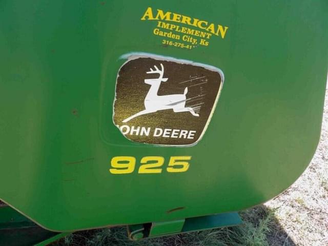 Image of John Deere 925 equipment image 1