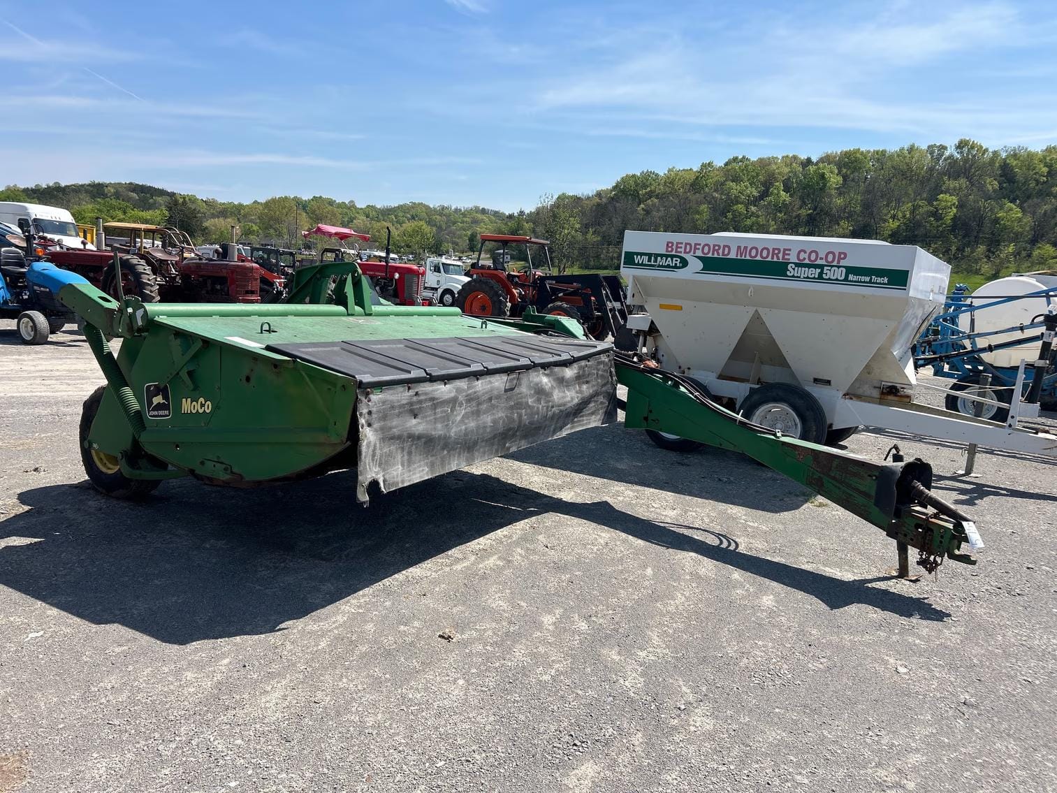 John Deere 925 Equipment Image0