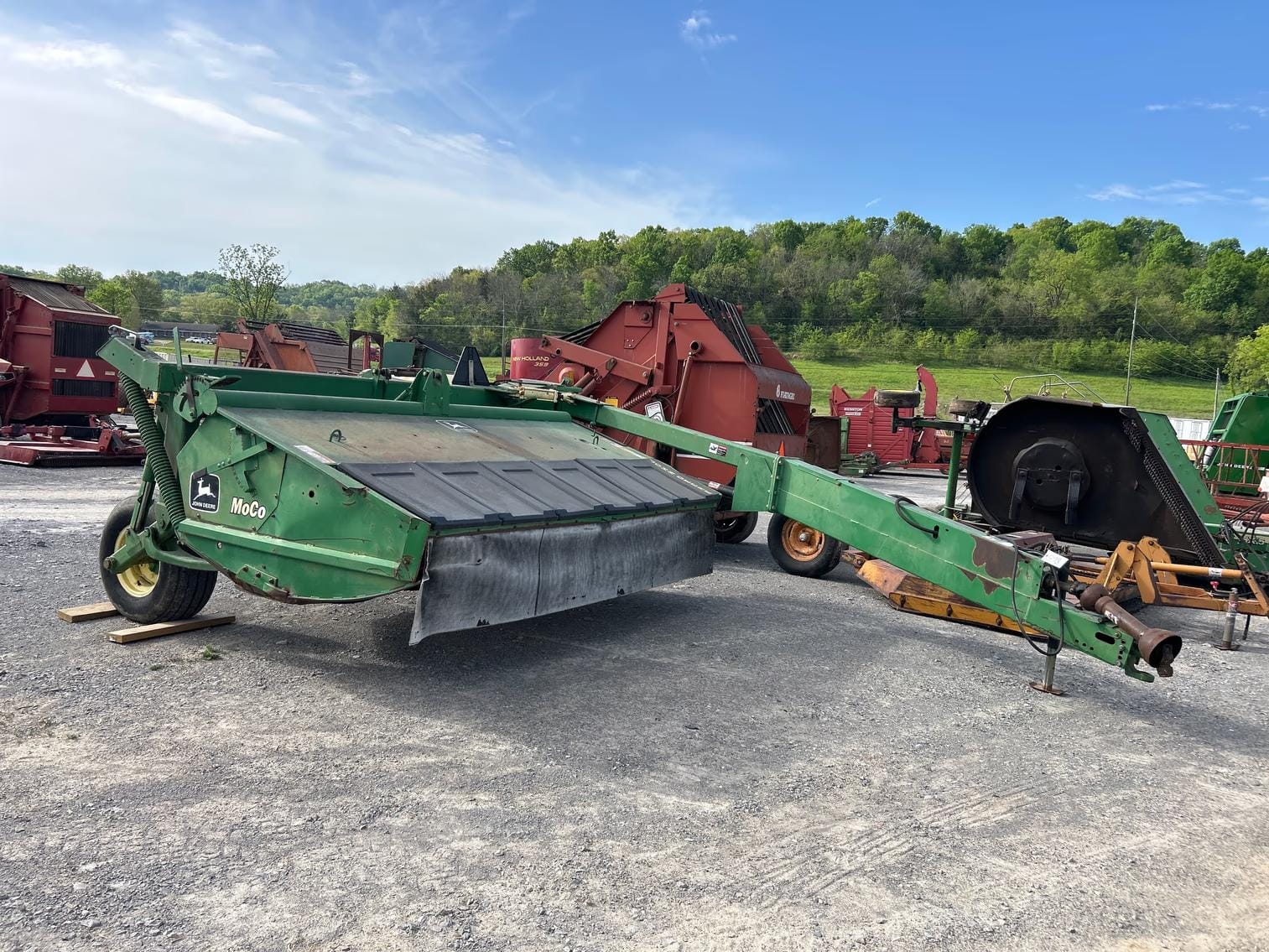 John Deere 925 Equipment Image0