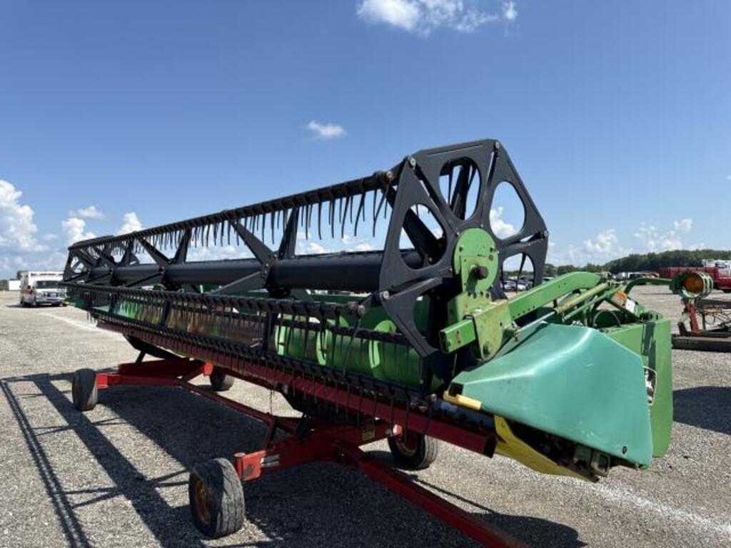 Image of John Deere 925 Primary image