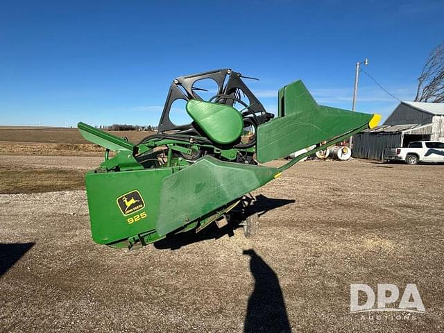 Image of John Deere 925 equipment image 4