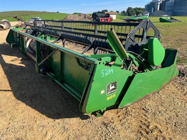 Image of John Deere 925 equipment image 1