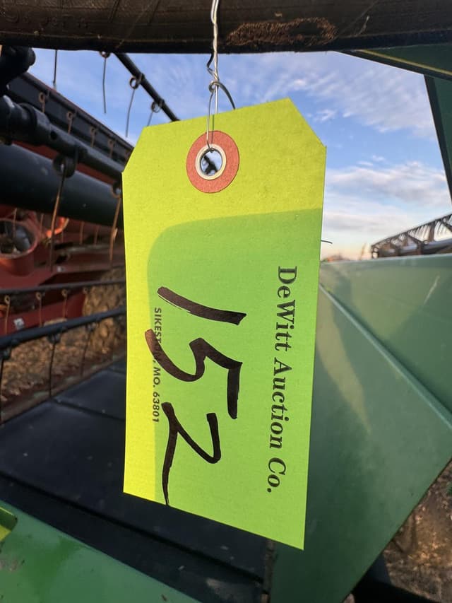 Image of John Deere 925D equipment image 2