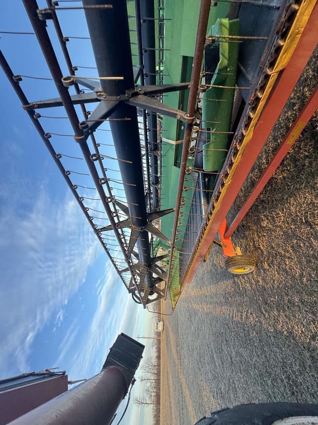 Image of John Deere 925D equipment image 3