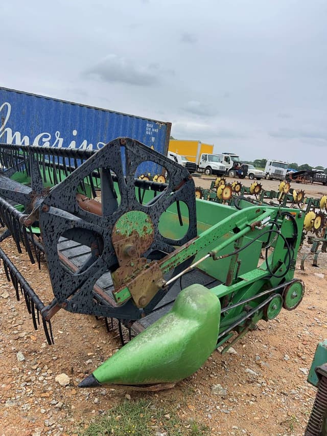 Image of John Deere 925D equipment image 4