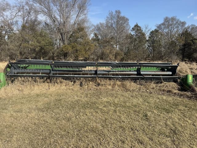 Image of John Deere 925F equipment image 2