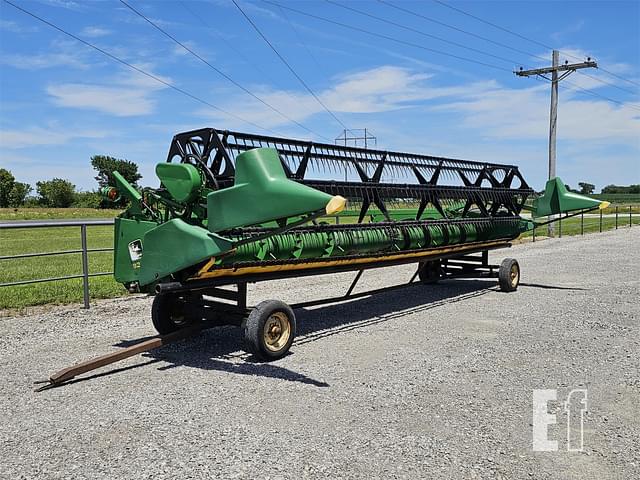 Image of John Deere 925F equipment image 2