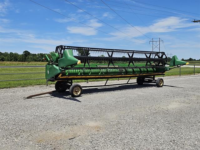 Image of John Deere 925F equipment image 1