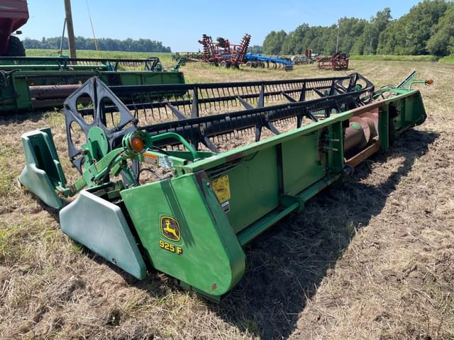 Image of John Deere 925F equipment image 1