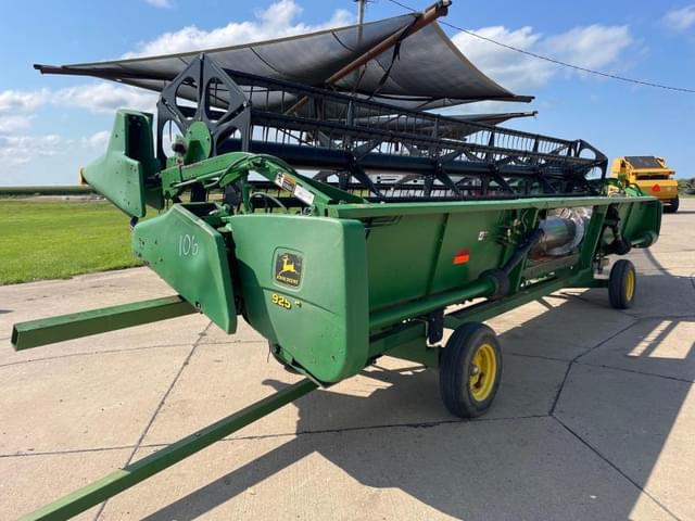 Image of John Deere 925F equipment image 3