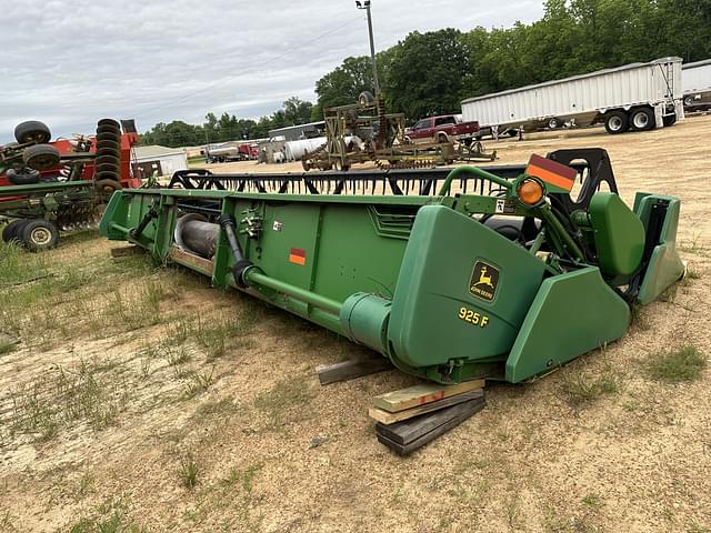 Image of John Deere 925F equipment image 2
