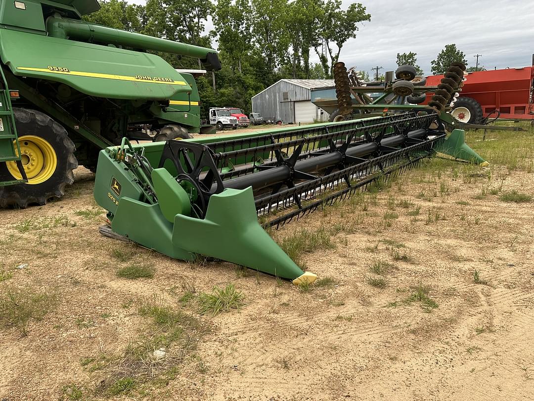 Image of John Deere 925F Primary image