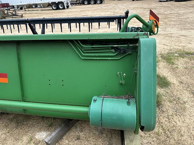 Image of John Deere 925F equipment image 3