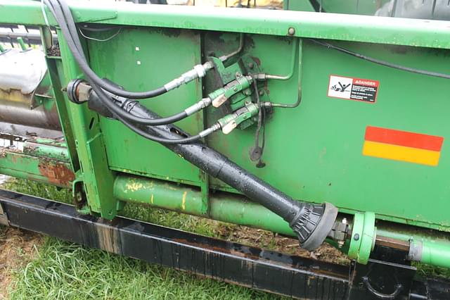 Image of John Deere 925F equipment image 2