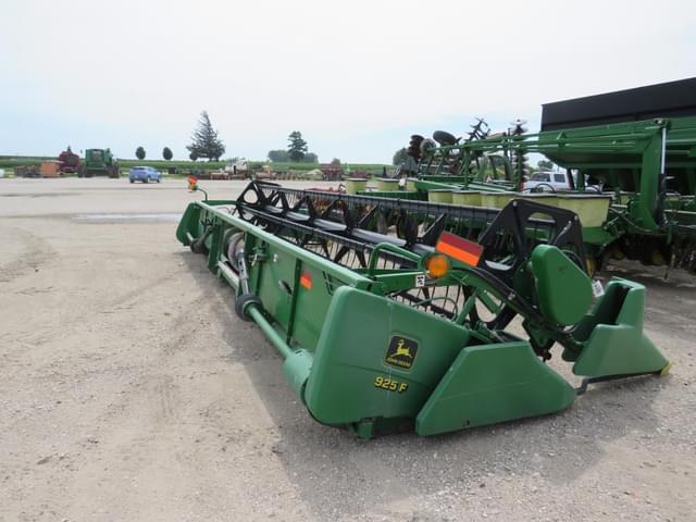 Image of John Deere 925F equipment image 1