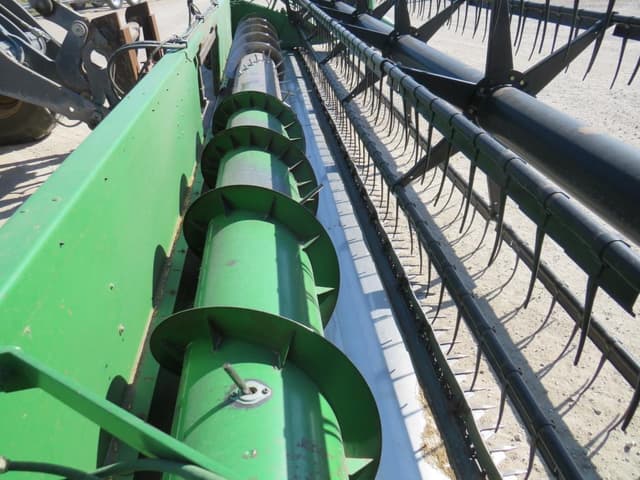 Image of John Deere 925F equipment image 3