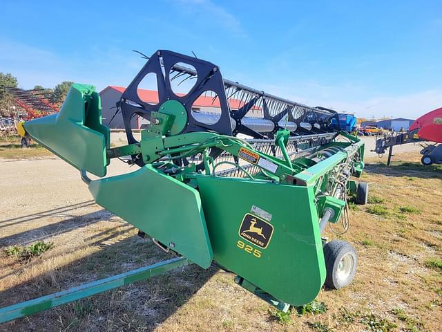 Image of John Deere 925F equipment image 3