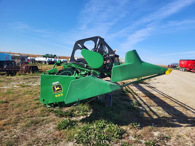 Image of John Deere 925F equipment image 1