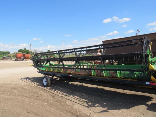 Image of John Deere 925F equipment image 1