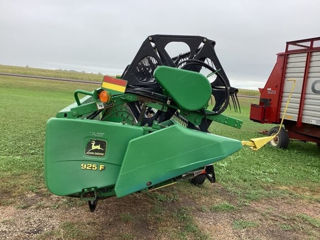 Image of John Deere 925F Primary Image