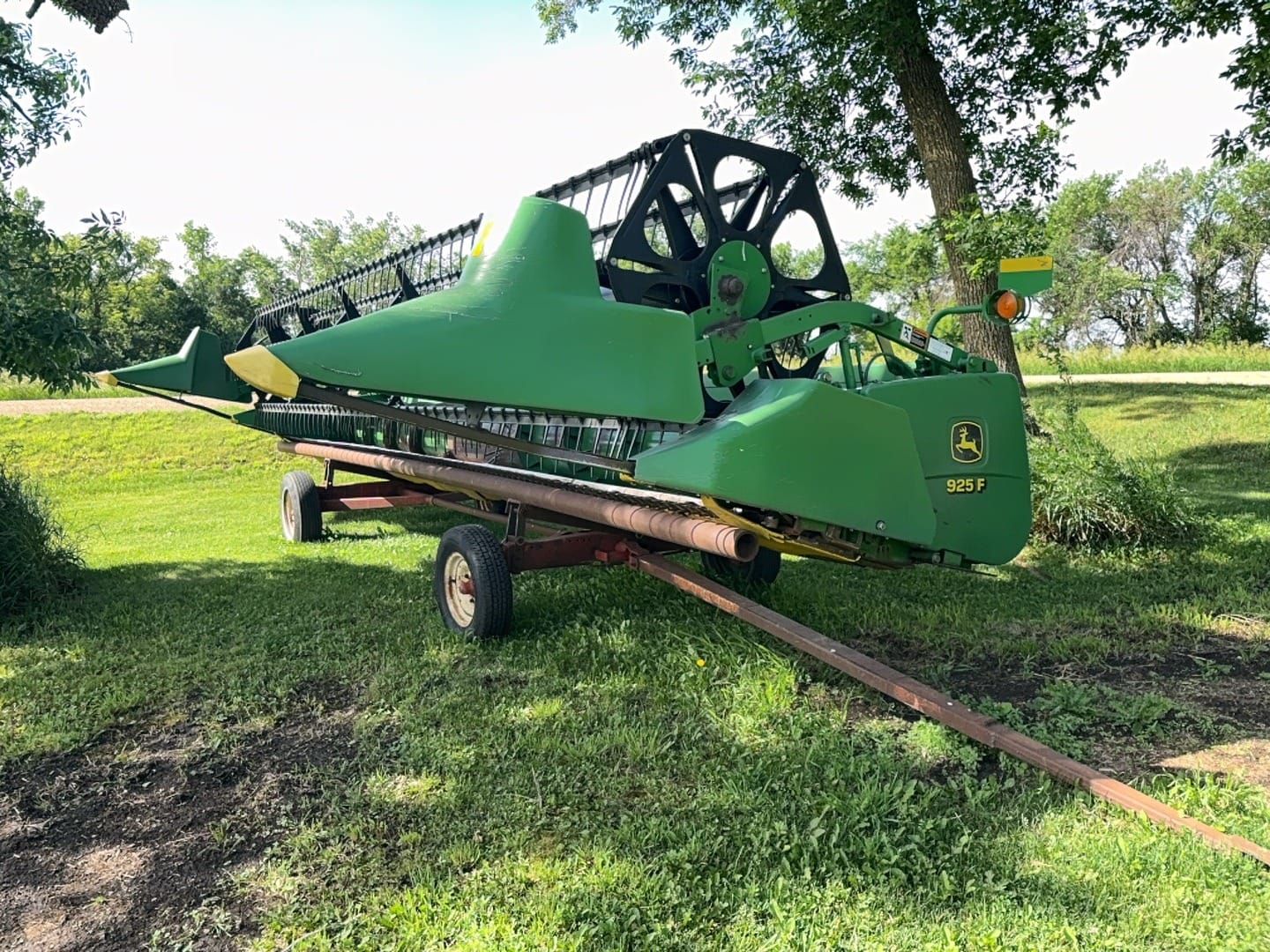 John Deere 925F Equipment Image0