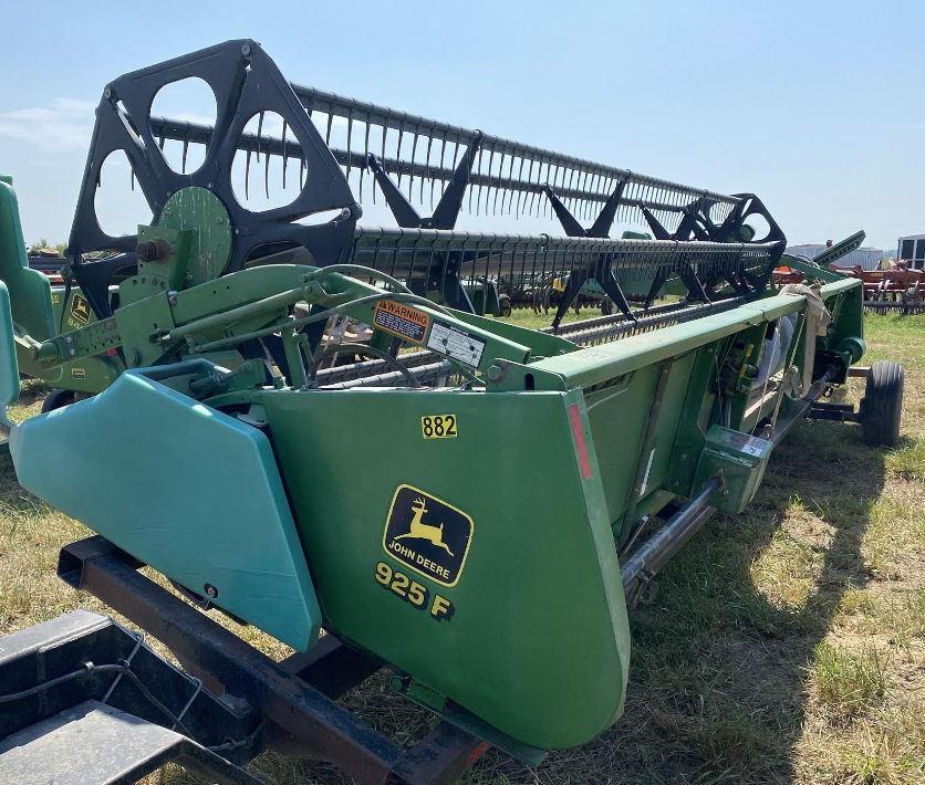 Main image John Deere 925F