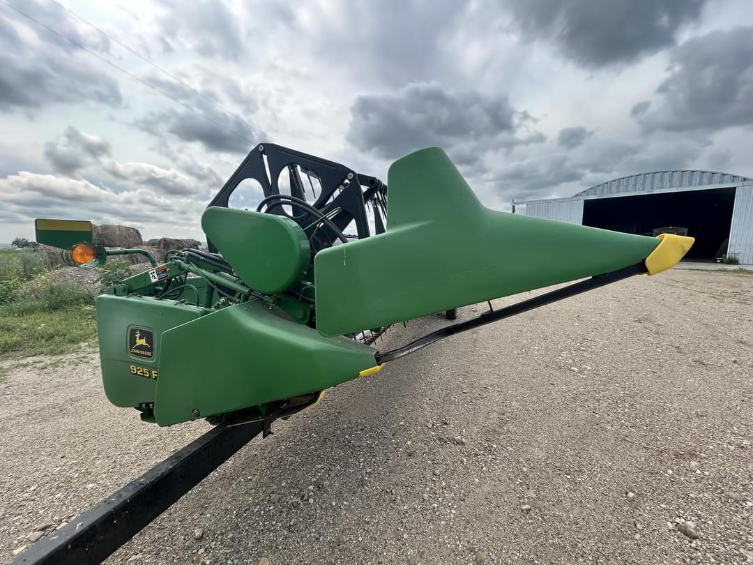 Image of John Deere 925F Primary image