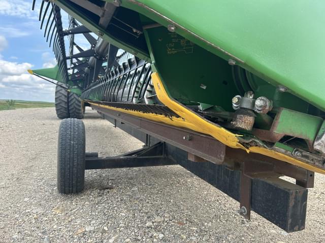 Image of John Deere 925F equipment image 4