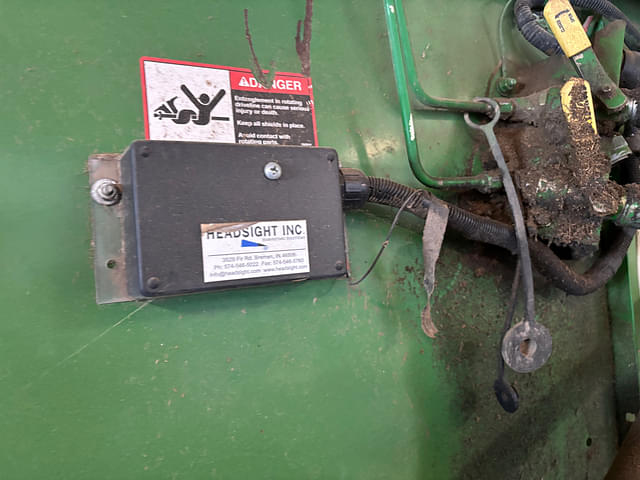 Image of John Deere 925F equipment image 2
