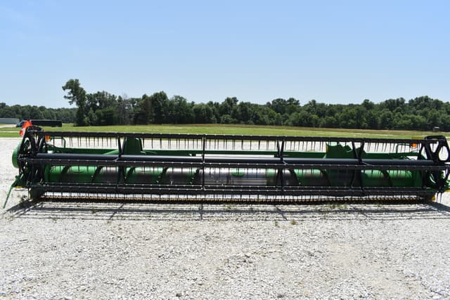 Image of John Deere 925F equipment image 1
