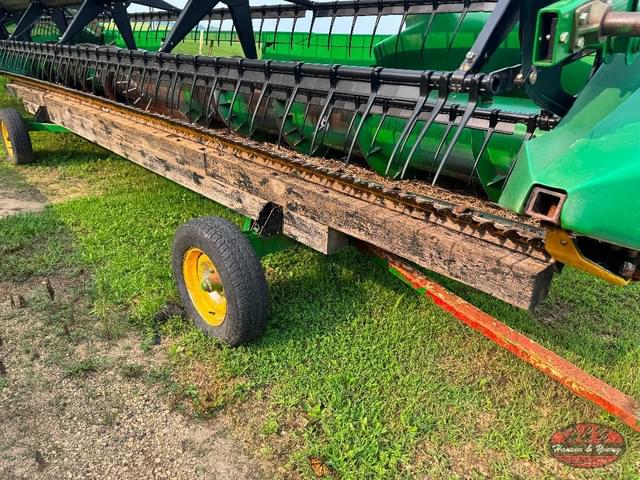 Image of John Deere 925F equipment image 3