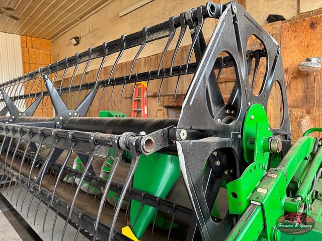 Image of John Deere 925F equipment image 2