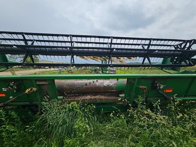 Image of John Deere 925F equipment image 4