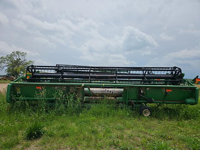 Image of John Deere 925F equipment image 4