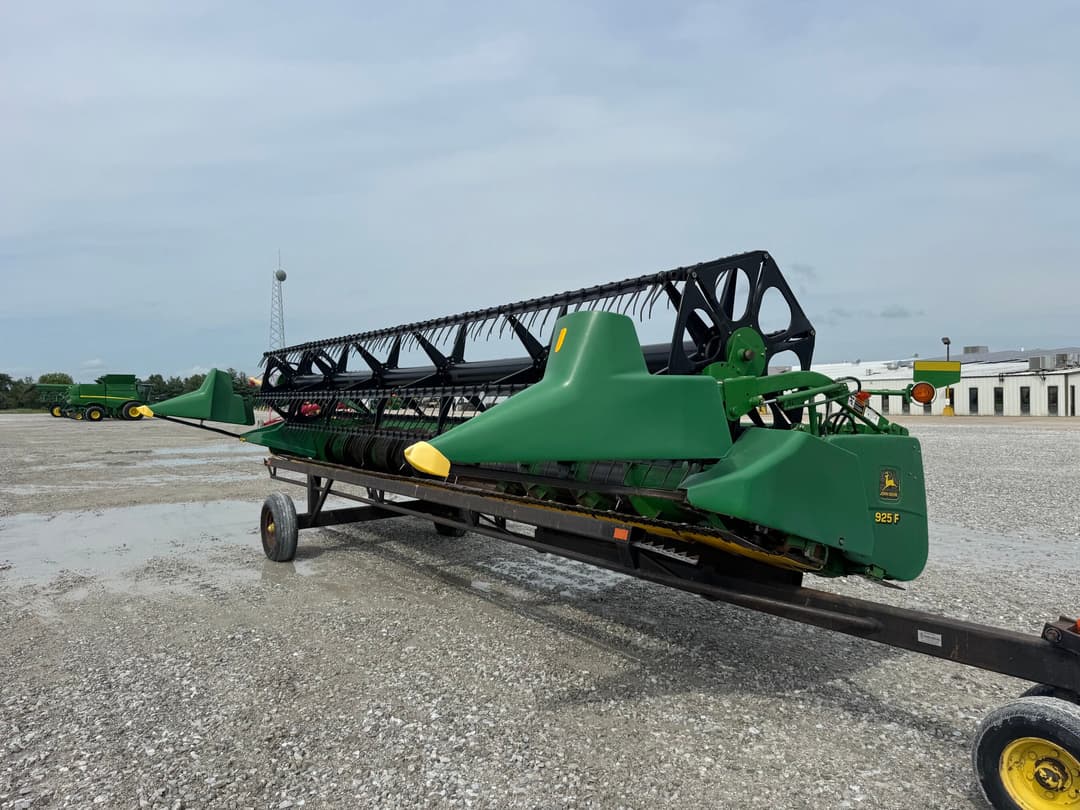 Image of John Deere 925F Primary image