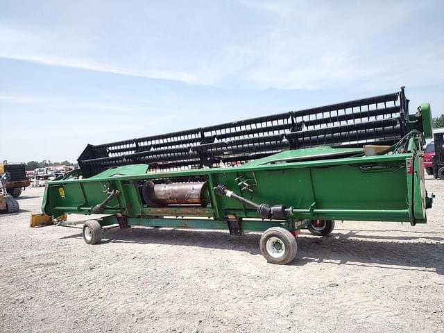 Image of John Deere 925F equipment image 1