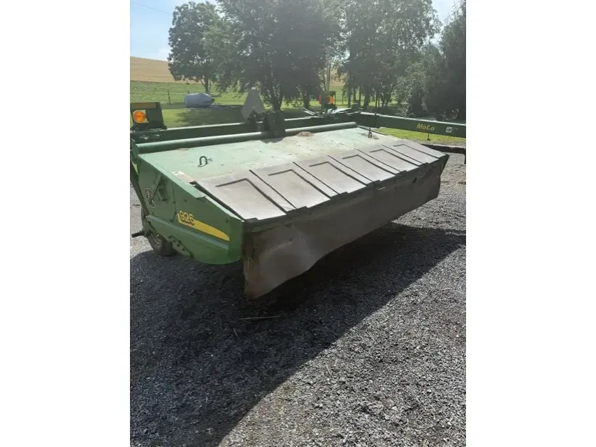 John Deere 926 Equipment Image0