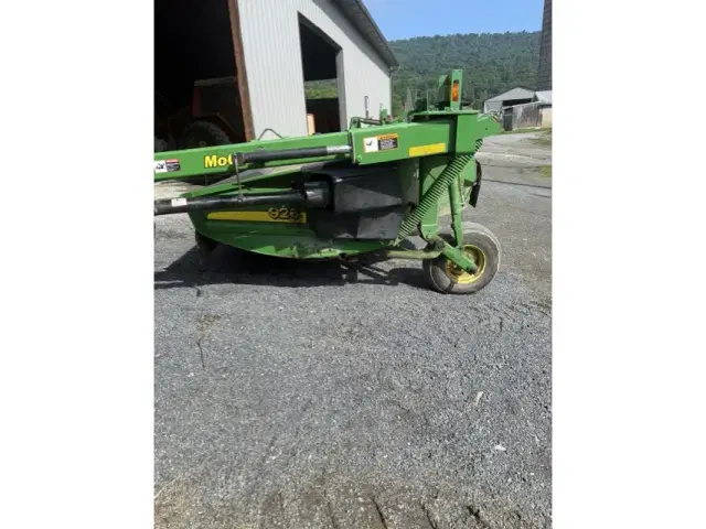Image of John Deere 926 equipment image 2