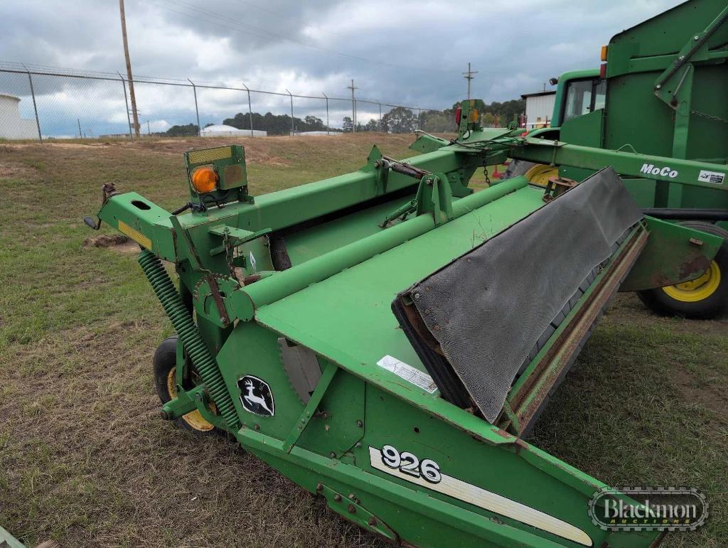 Image of John Deere 926 Image 1