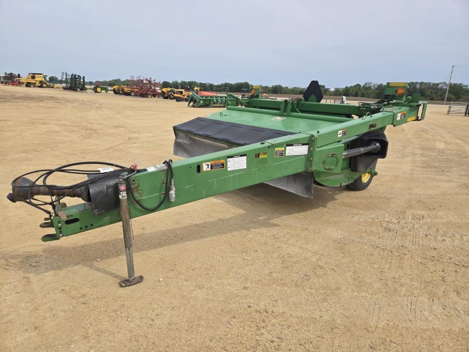 John Deere 926 Equipment Image0