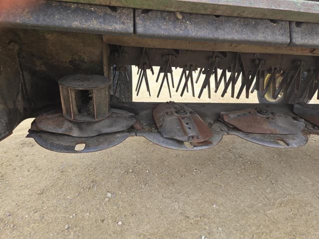 Image of John Deere 926 equipment image 4
