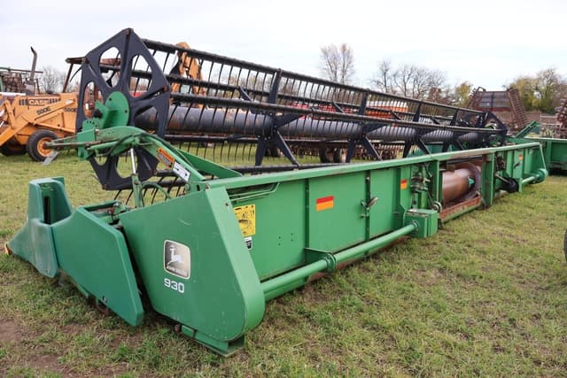Image of John Deere 930 equipment image 2