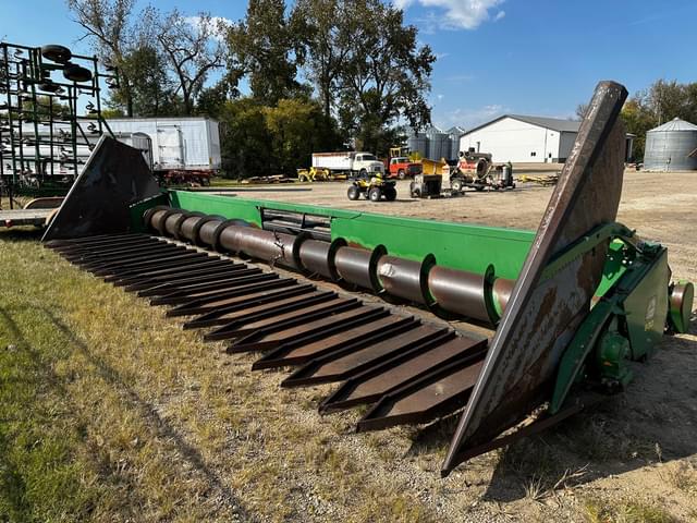 Image of John Deere 930 equipment image 1