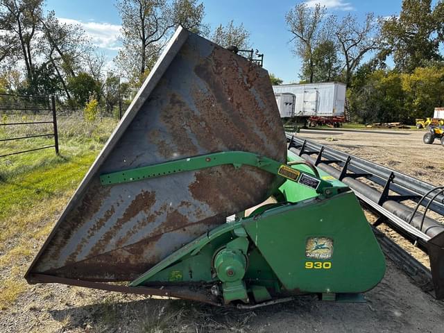 Image of John Deere 930 equipment image 2