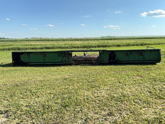 Image of John Deere 930 equipment image 2