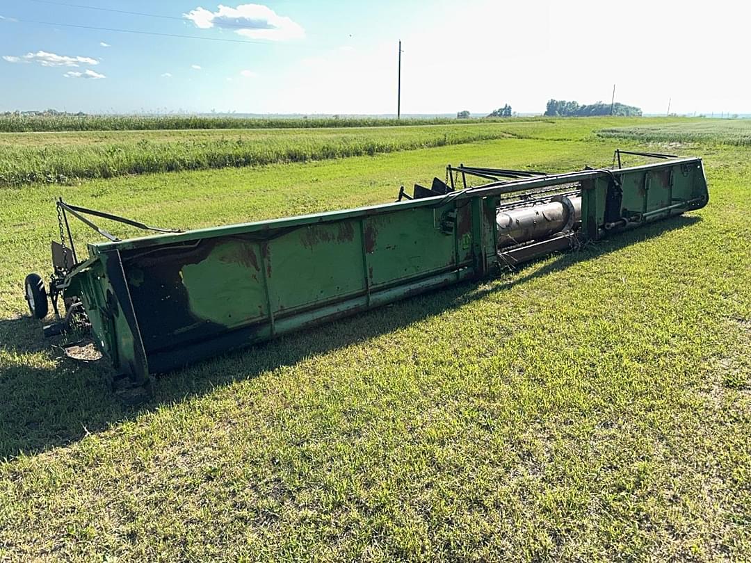 Image of John Deere 930 Primary image