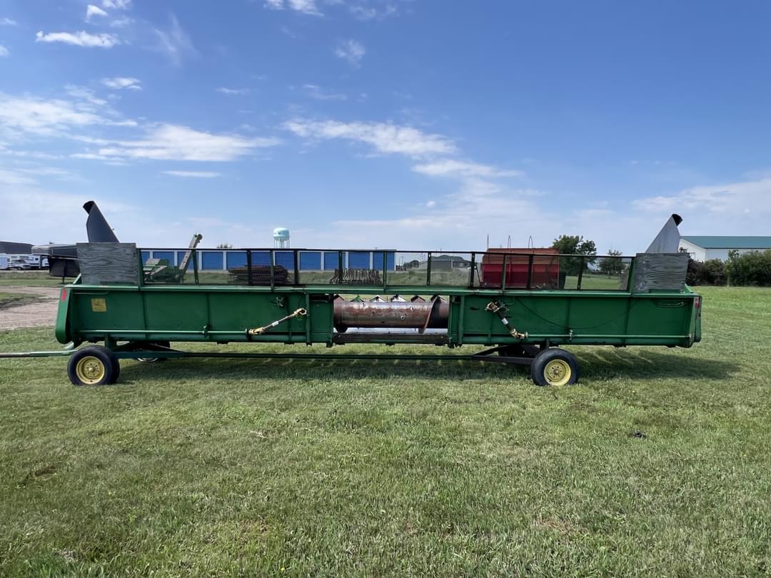 Image of John Deere 930 Primary image