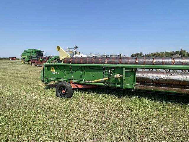 Image of John Deere 930 equipment image 2