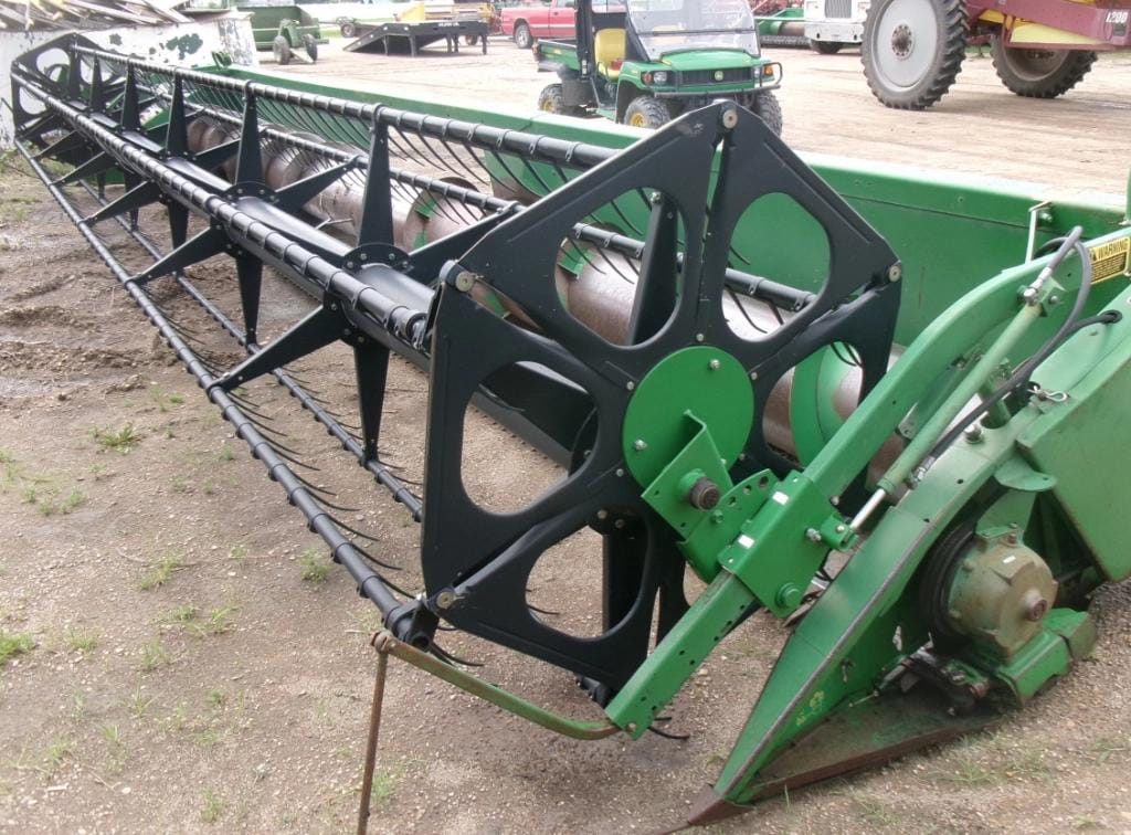 John Deere 930 Equipment Image0